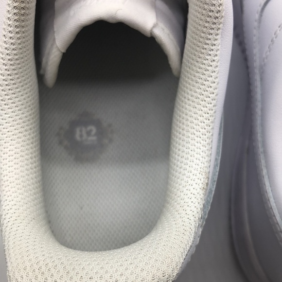 Nike Men's Air Force 1 Low '07 Triple White Casual Sneaker CW2288-111 USED Sz 7 - Picture 10 of 11